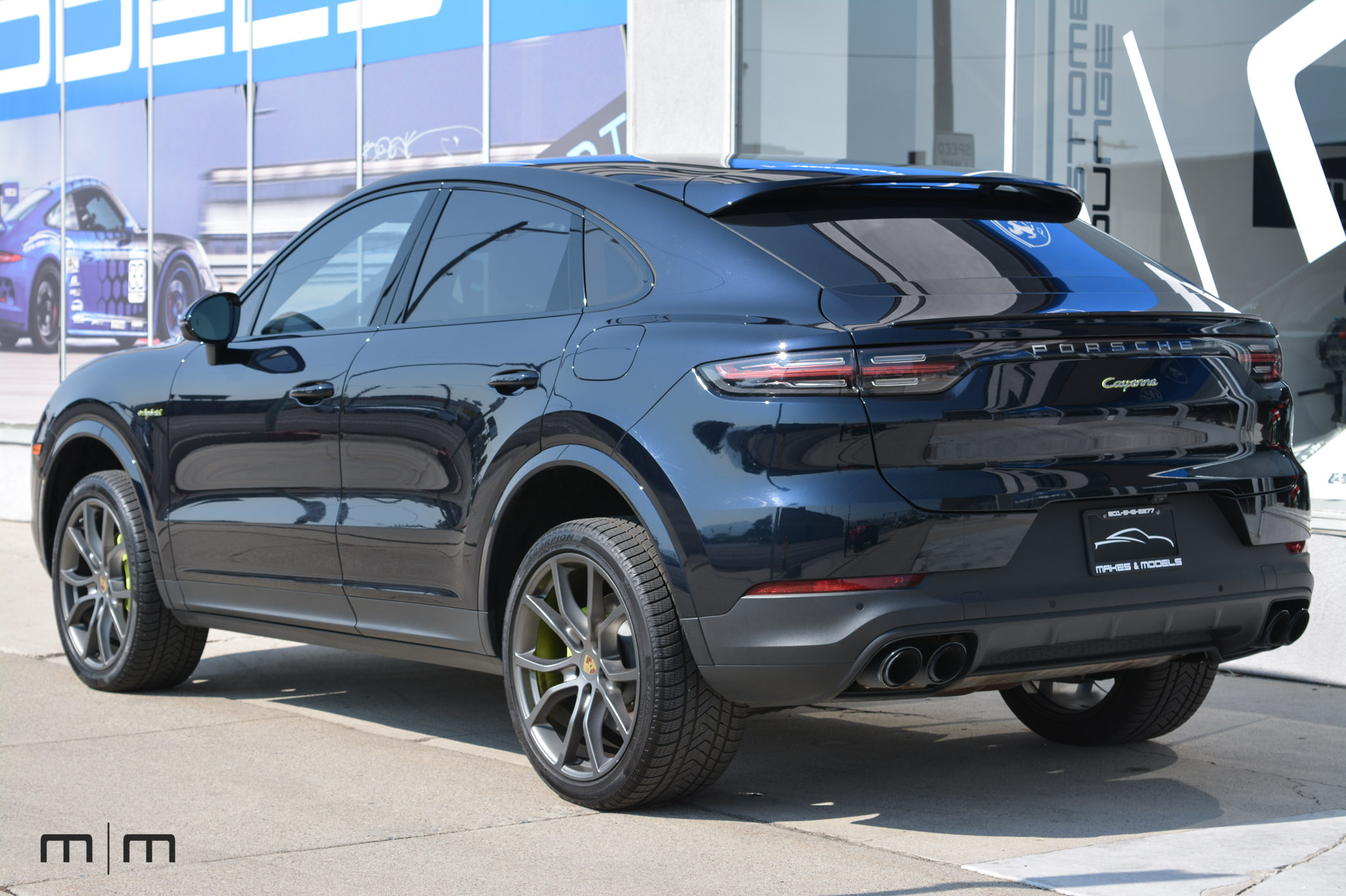 2022 Porsche Cayenne E-Hybrid Coupe