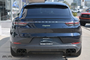 2022 Porsche Cayenne E-Hybrid Coupe