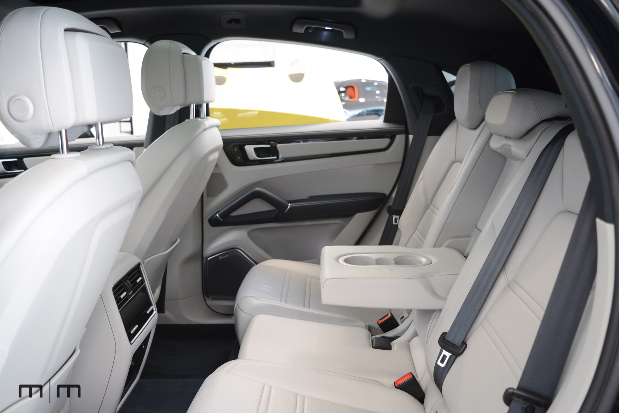 2022 Porsche Cayenne E-Hybrid Coupe