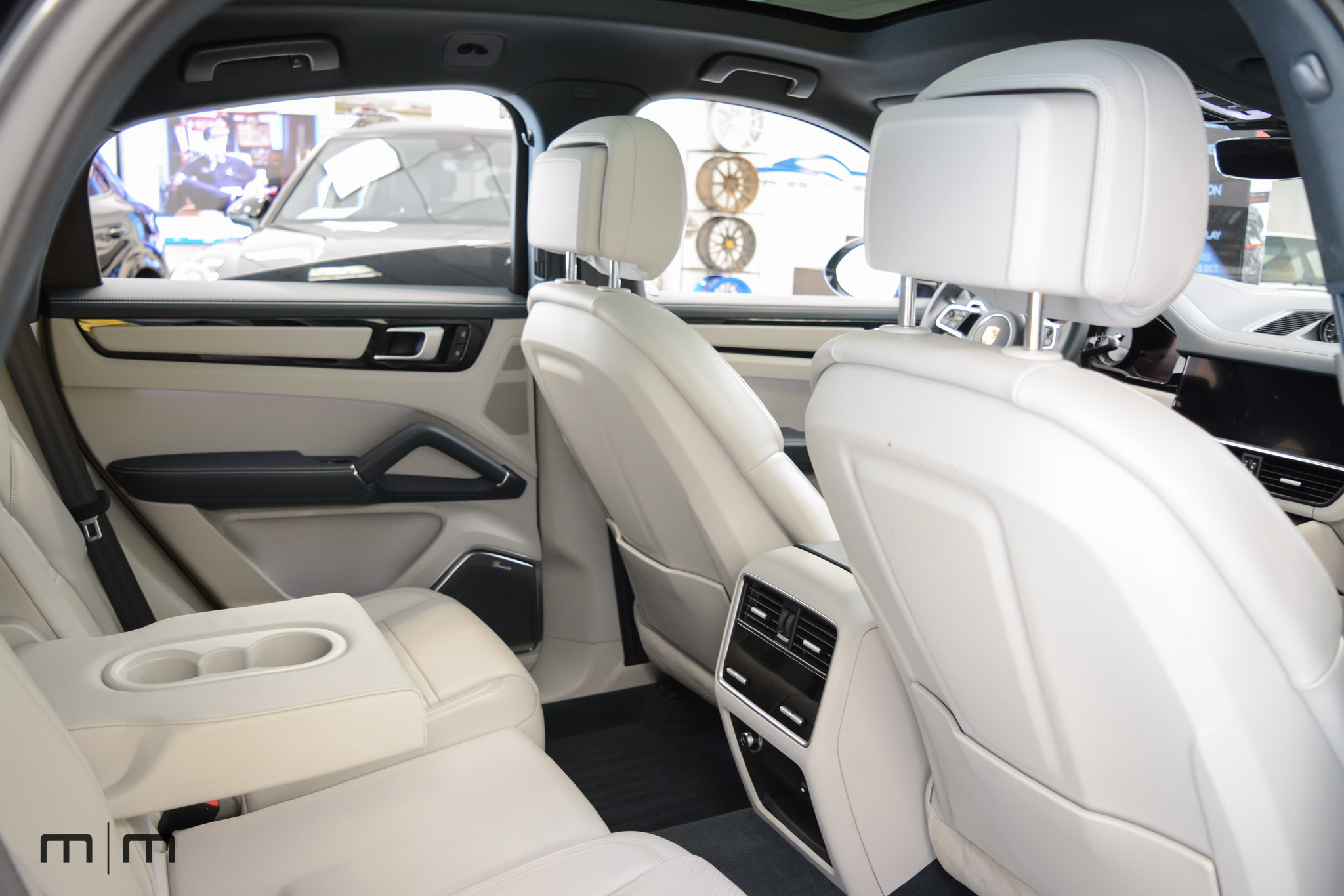 2022 Porsche Cayenne E-Hybrid Coupe