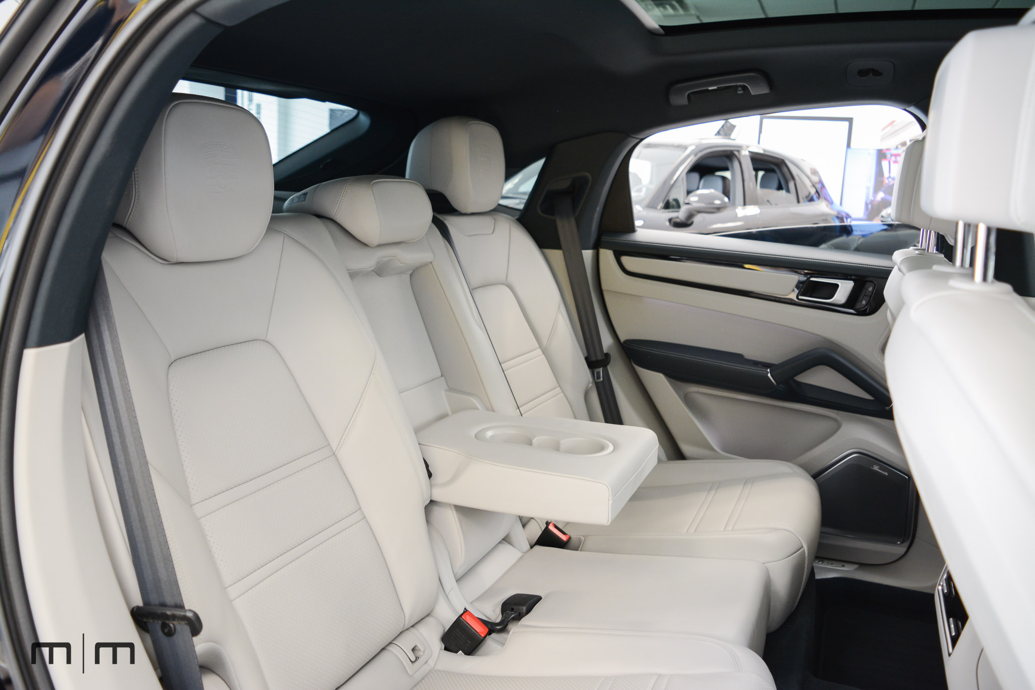 2022 Porsche Cayenne E-Hybrid Coupe