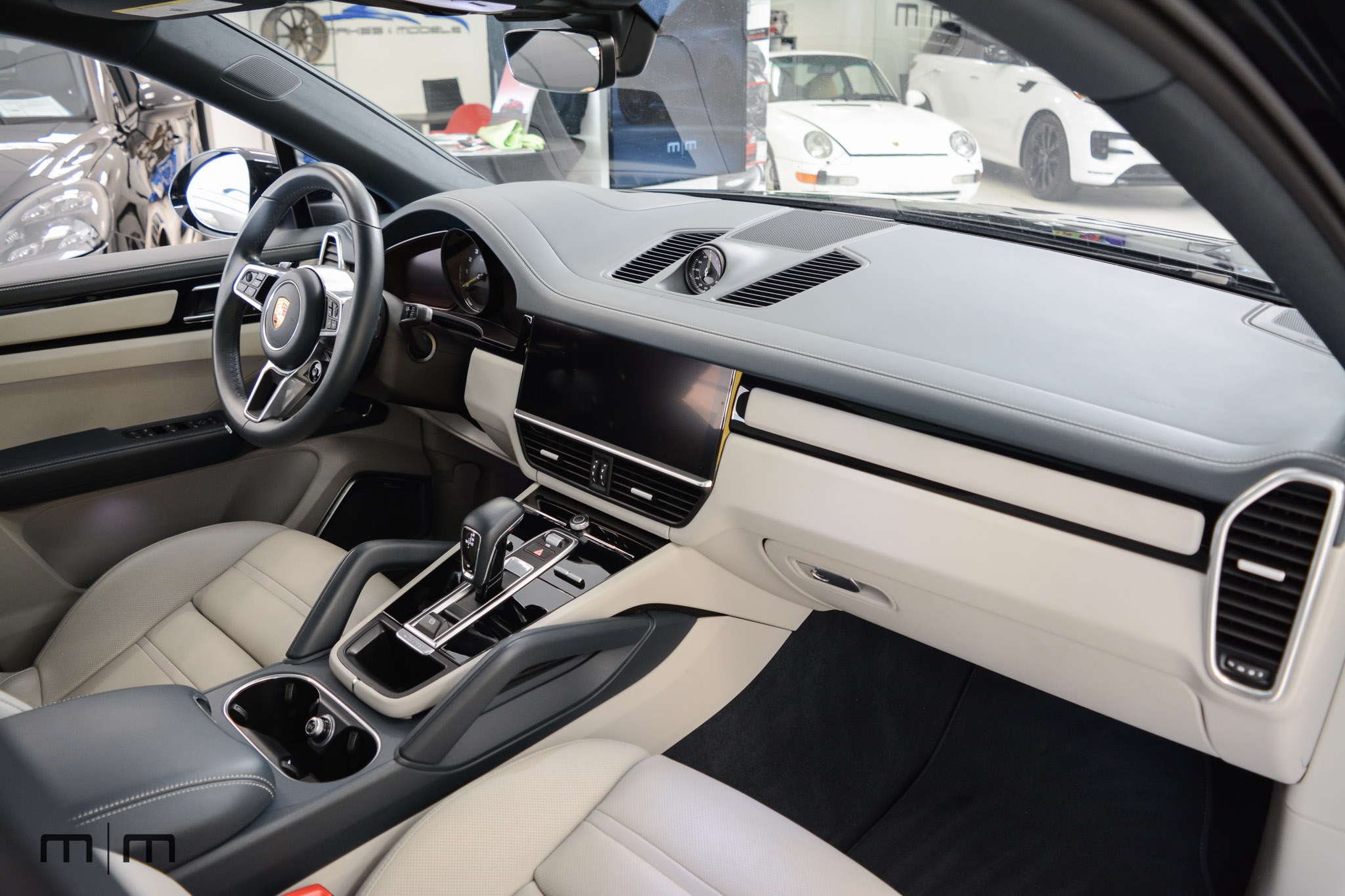 2022 Porsche Cayenne E-Hybrid Coupe