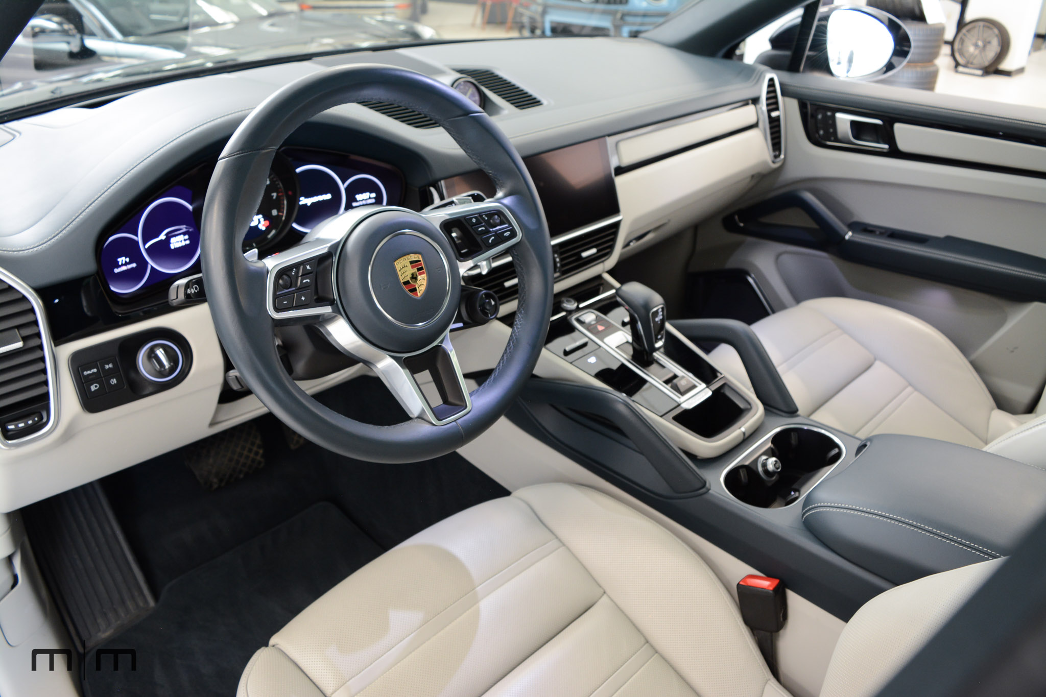2022 Porsche Cayenne E-Hybrid Coupe