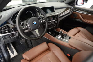 2016 BMW X6 xDrive50i | 1-Owner - Brown Interior