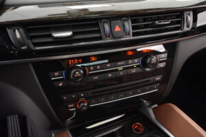 2016 BMW X6 xDrive50i | 1-Owner - Brown Interior