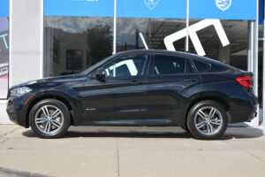 2016 BMW X6 xDrive50i | 1-Owner - Brown Interior