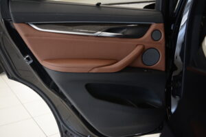 2016 BMW X6 xDrive50i | 1-Owner - Brown Interior