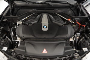 2016 BMW X6 xDrive50i | 1-Owner - Brown Interior