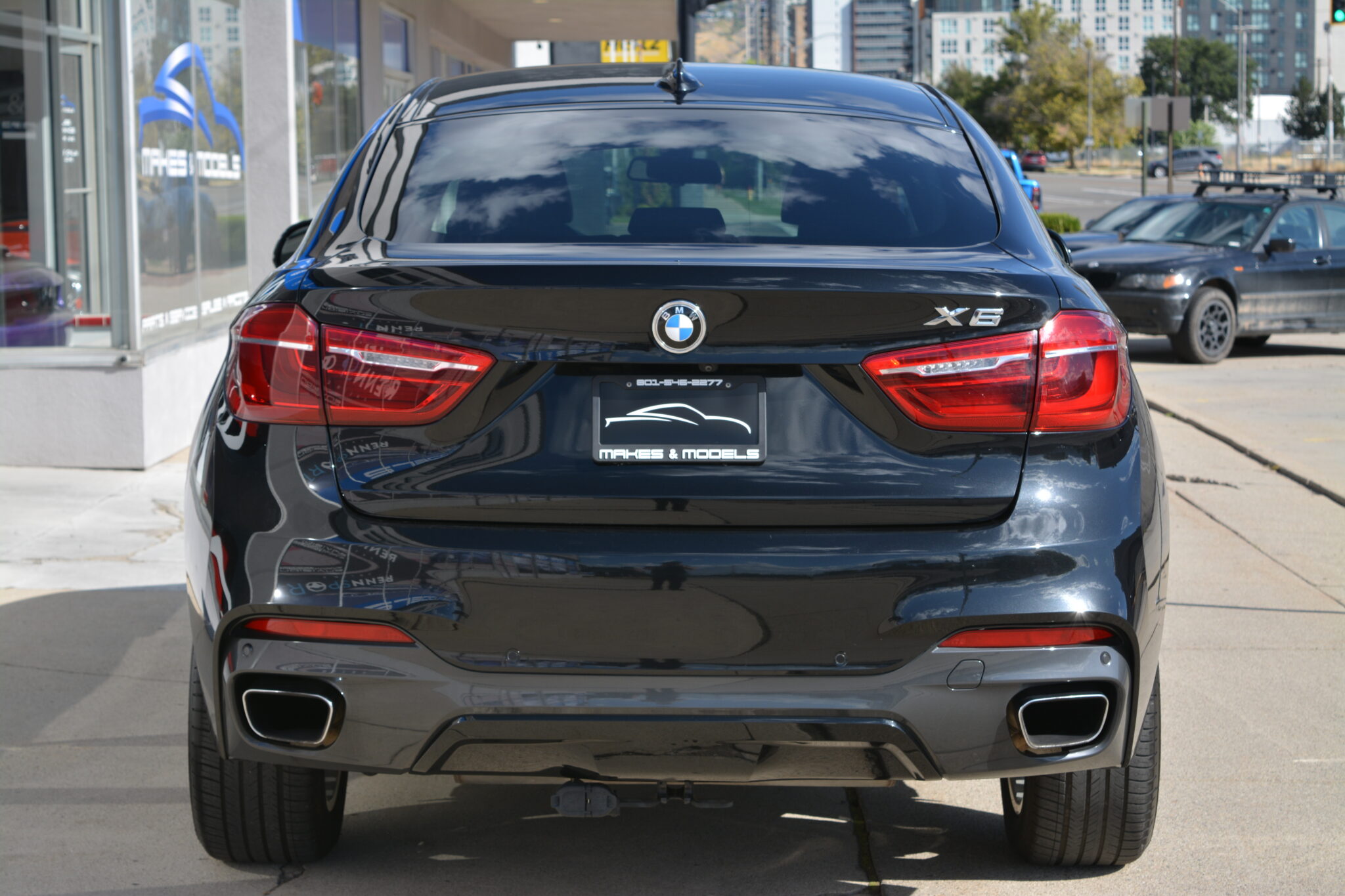 2016 BMW X6 xDrive50i | 1-Owner - Brown Interior