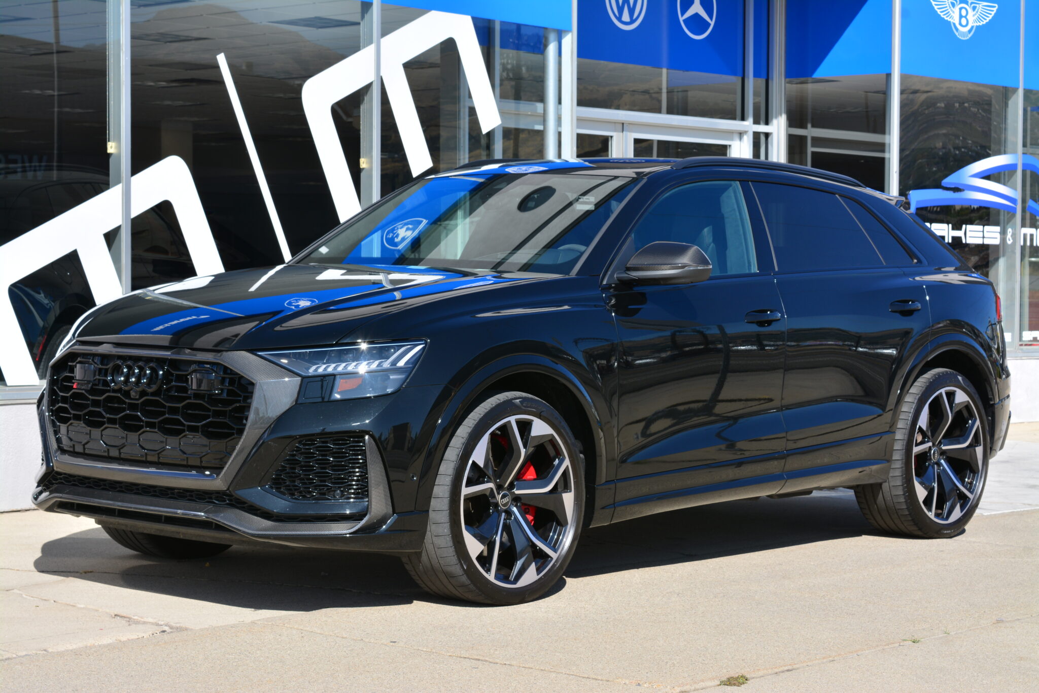 2024 Audi RSQ8