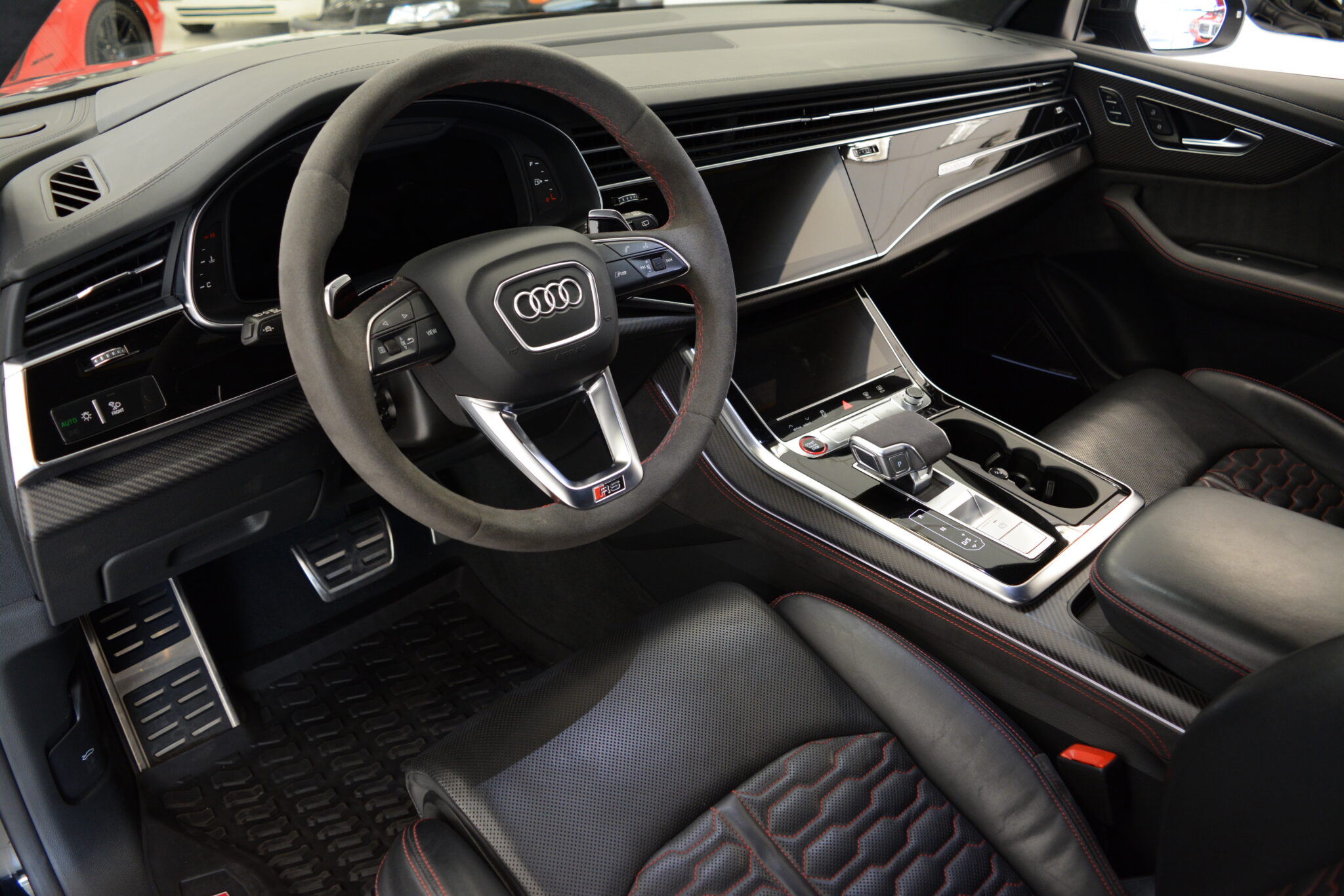2024 Audi RS Q8 - $21k in Options!