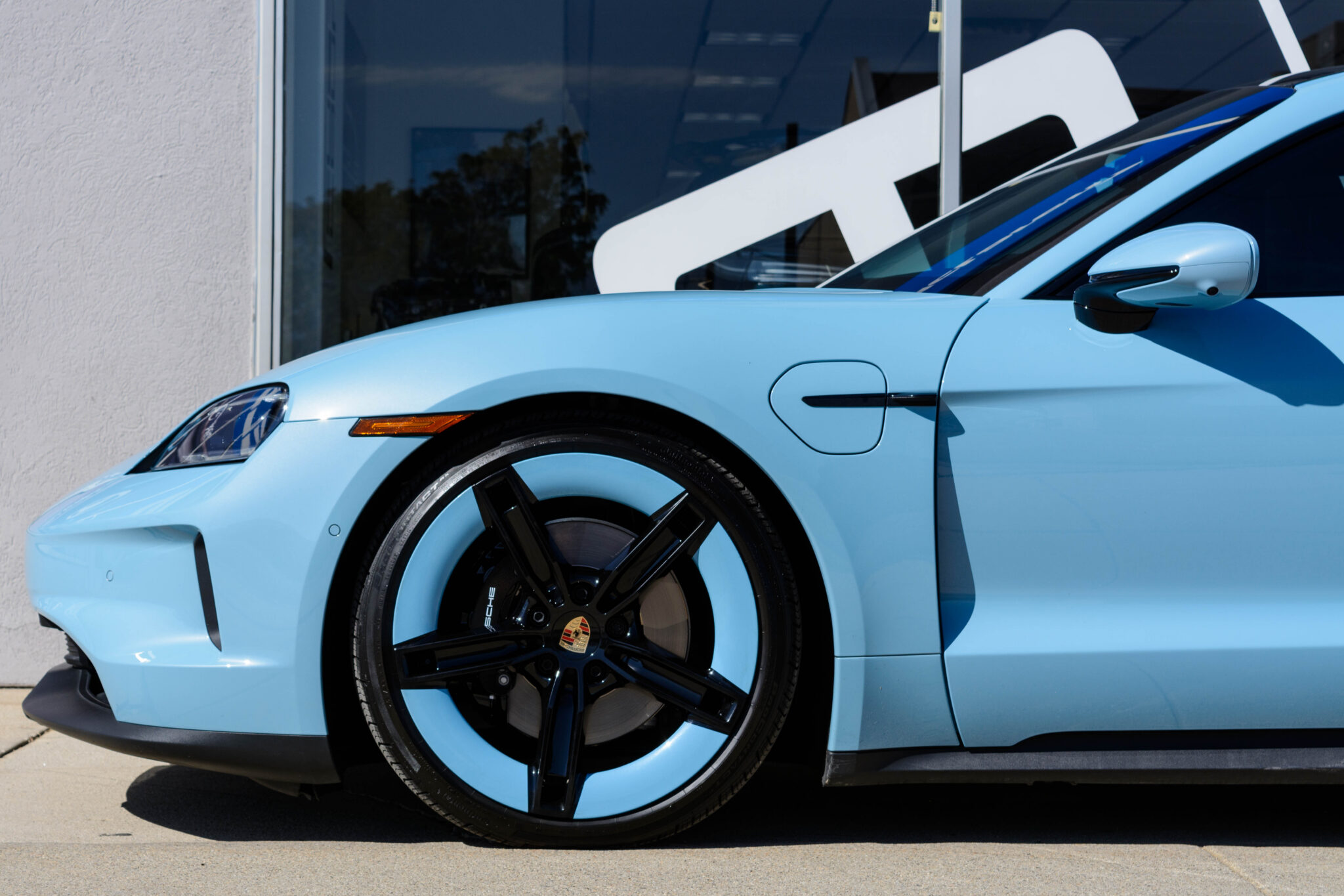2025 Porsche Taycan 4S