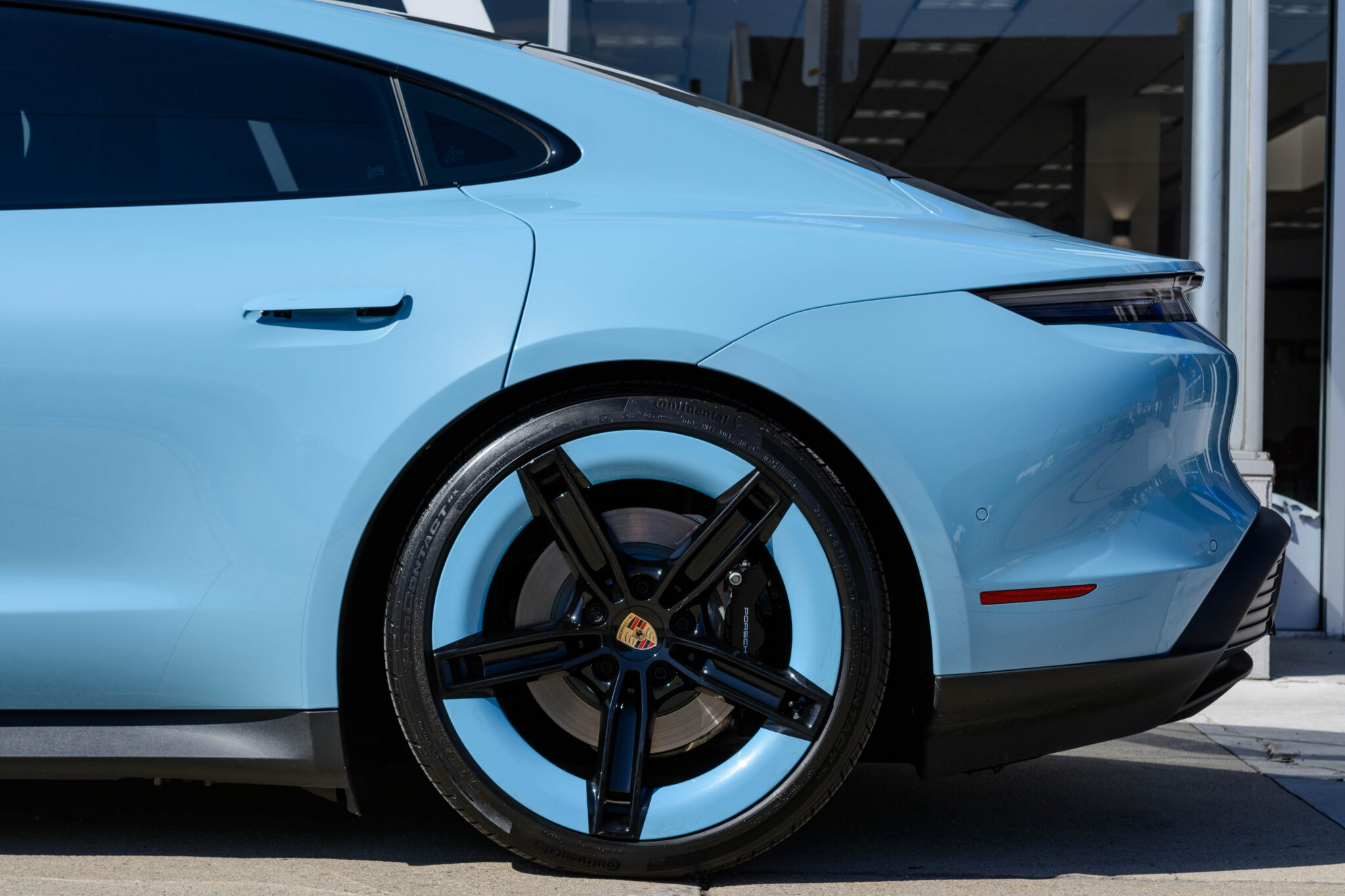 2025 Porsche Taycan 4S