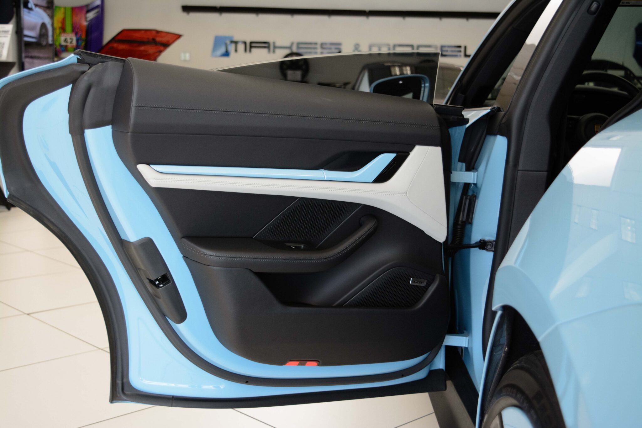 2025 Porsche Taycan 4S