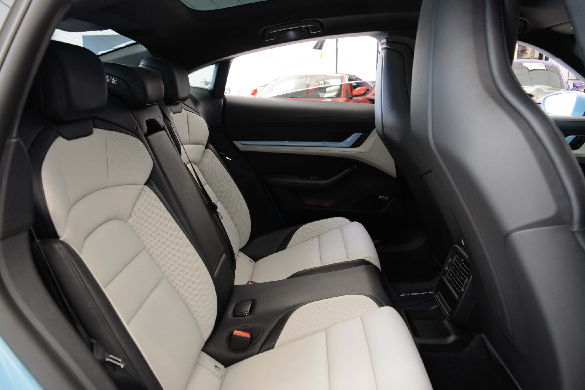 2025 Porsche Taycan 4S