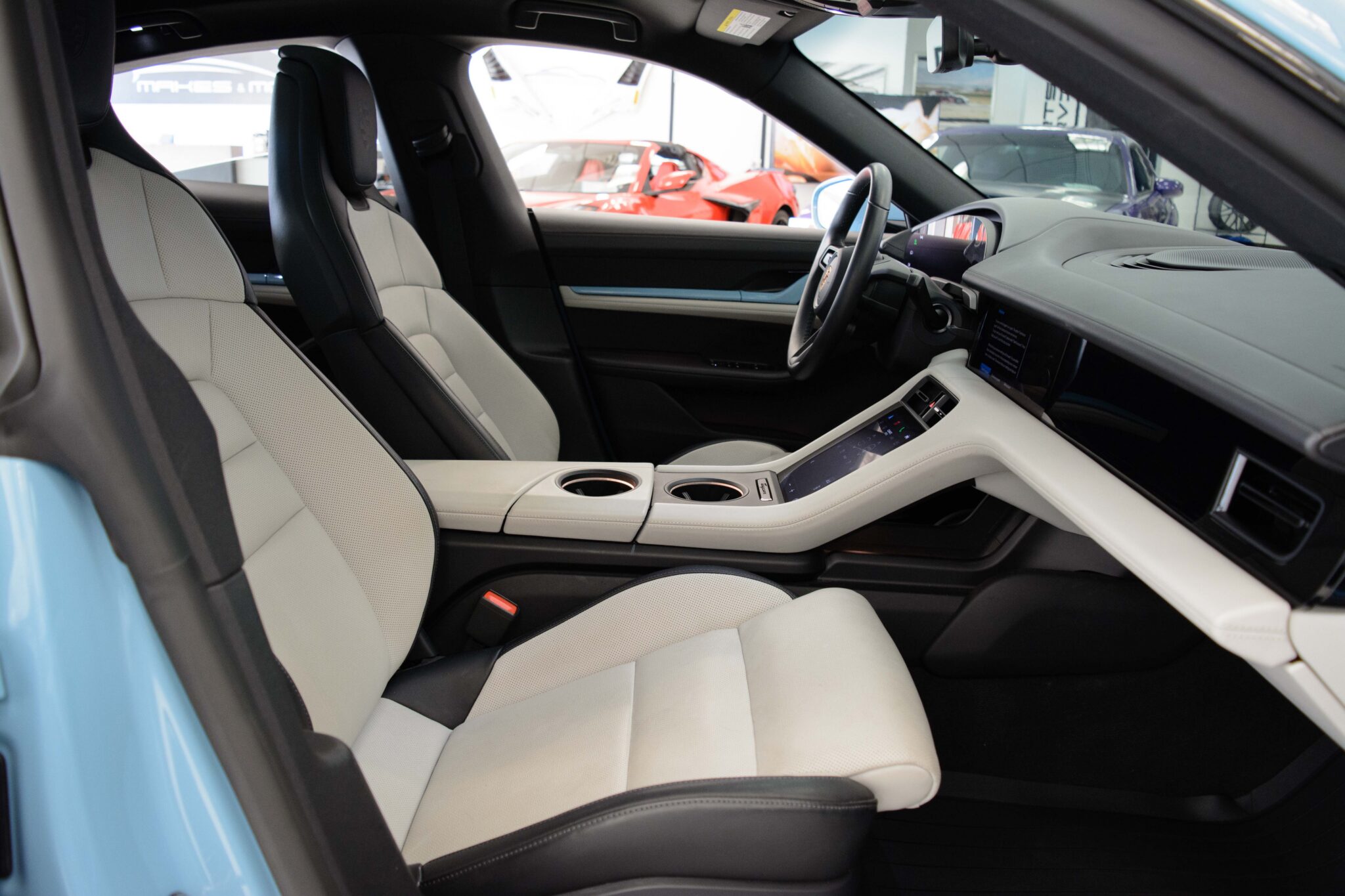 2025 Porsche Taycan 4S