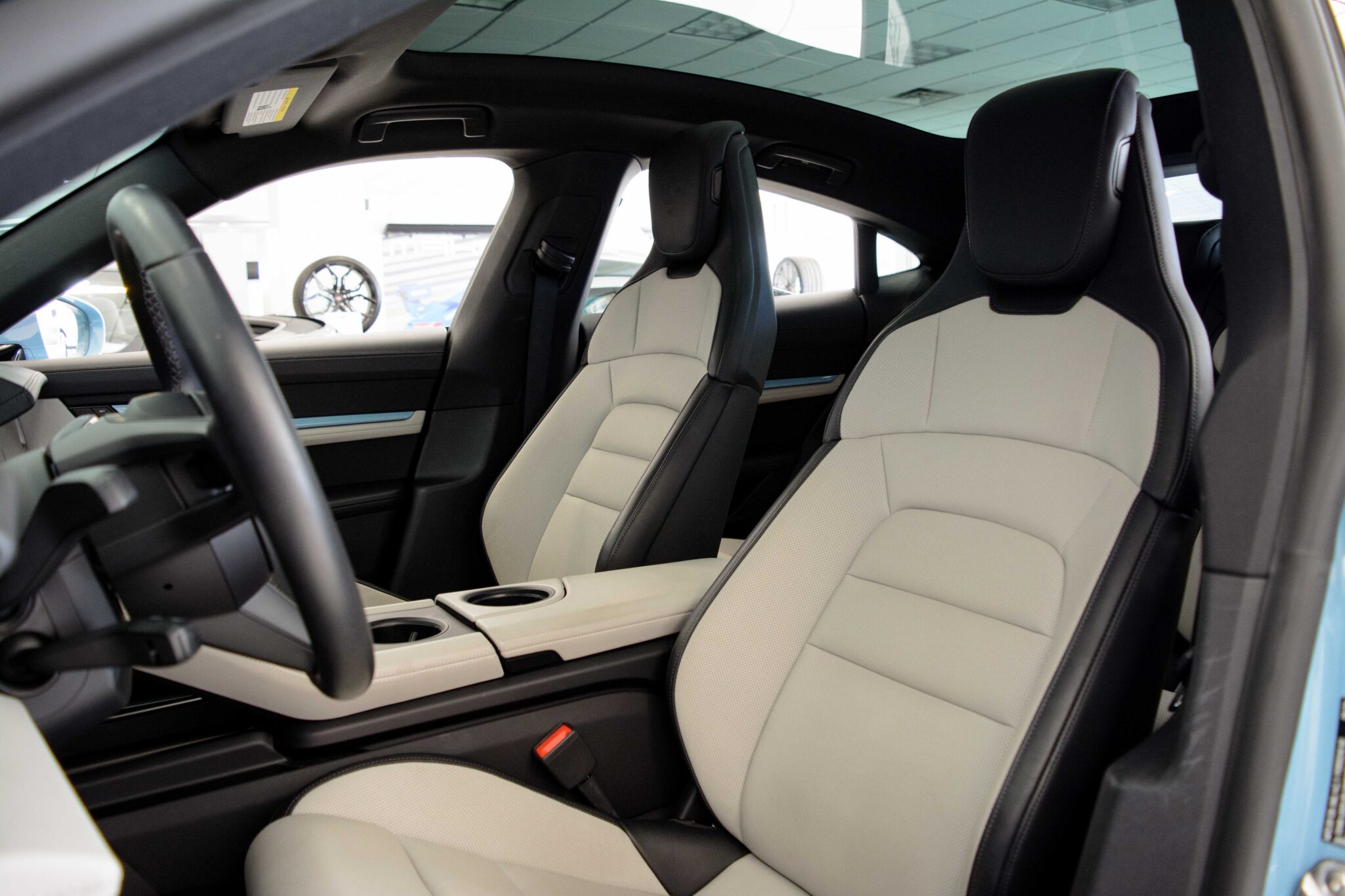 2025 Porsche Taycan 4S