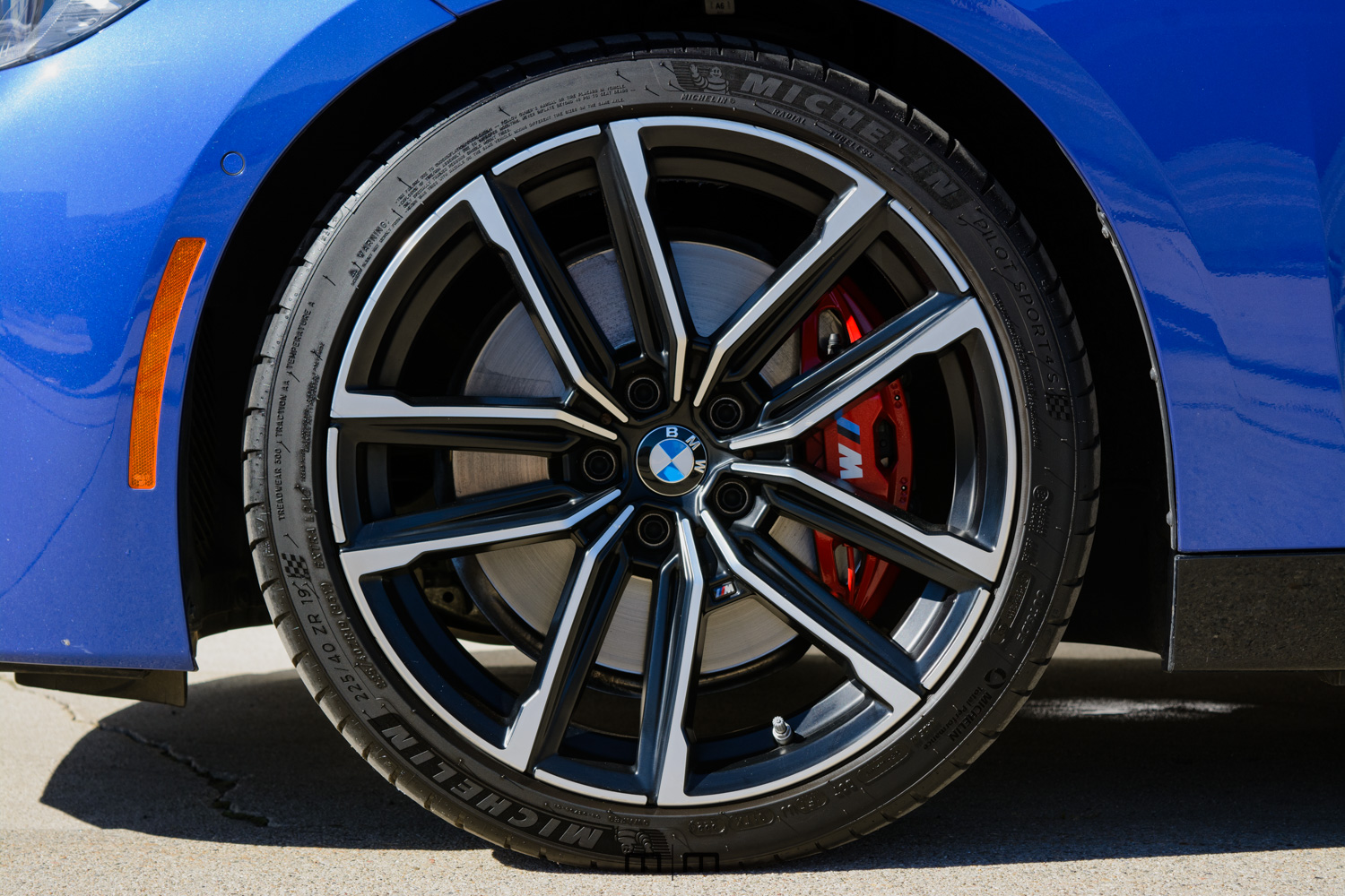 2023 BMW M240i