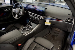 2023 BMW M240i