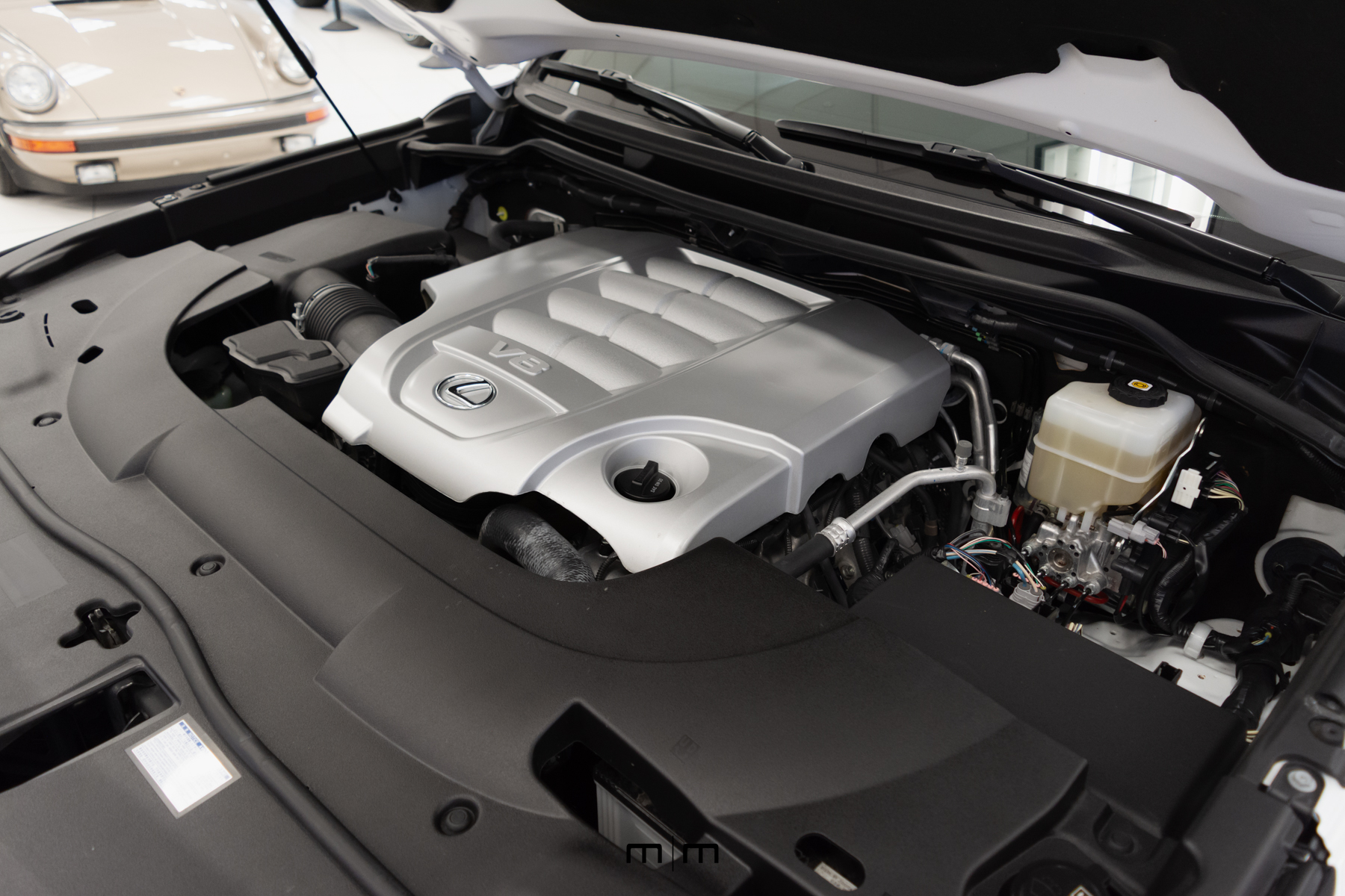 2020 Lexus LX 570