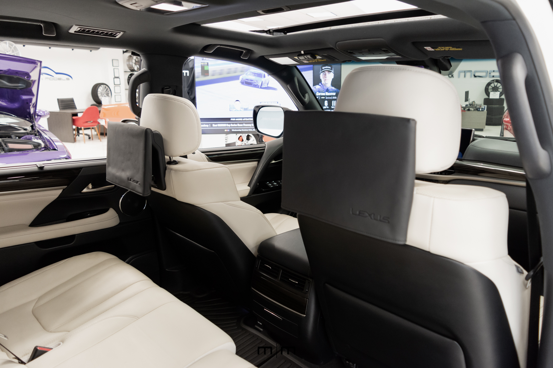 2020 Lexus LX 570