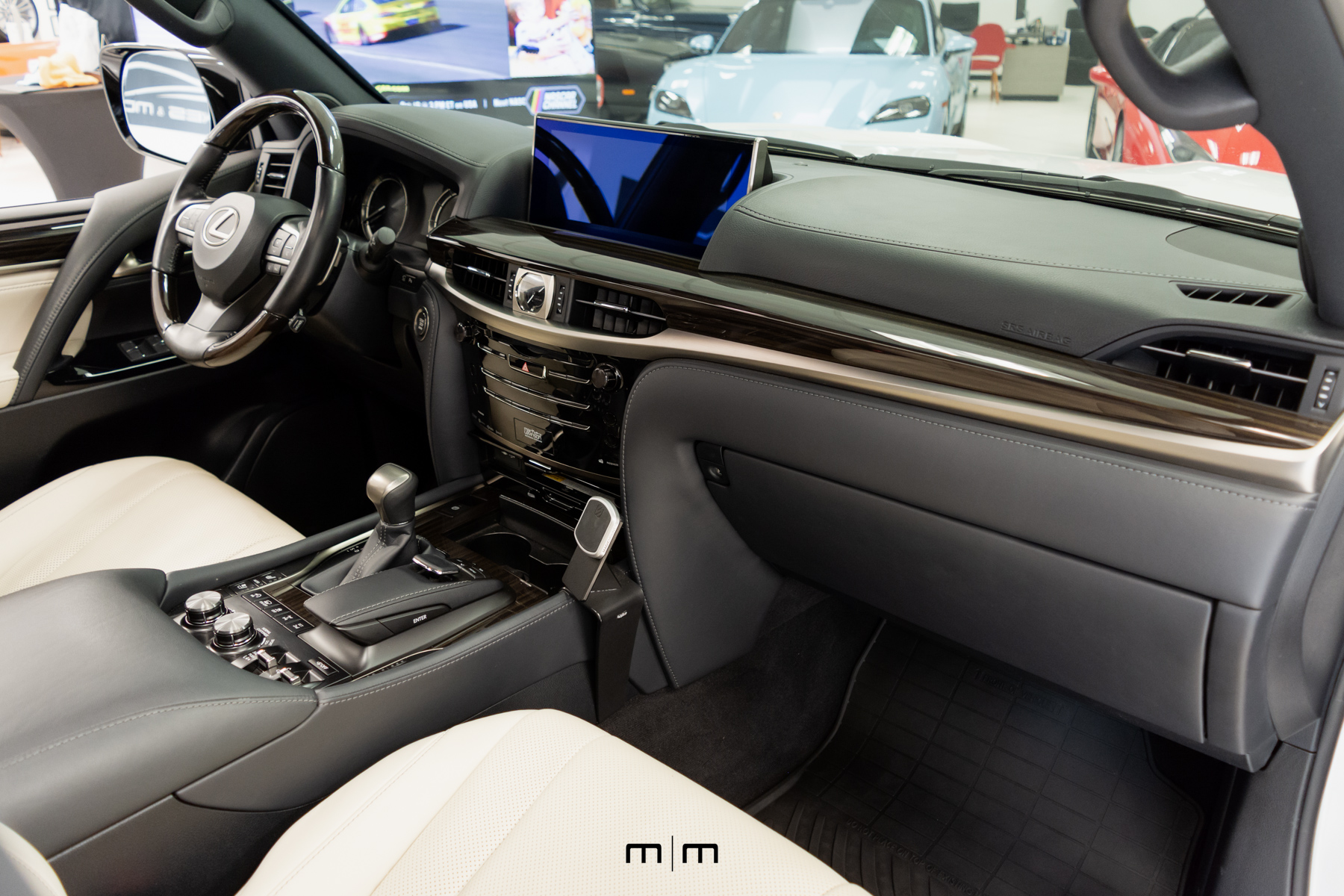 2020 Lexus LX 570