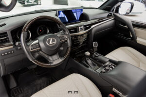 2020 Lexus LX 570