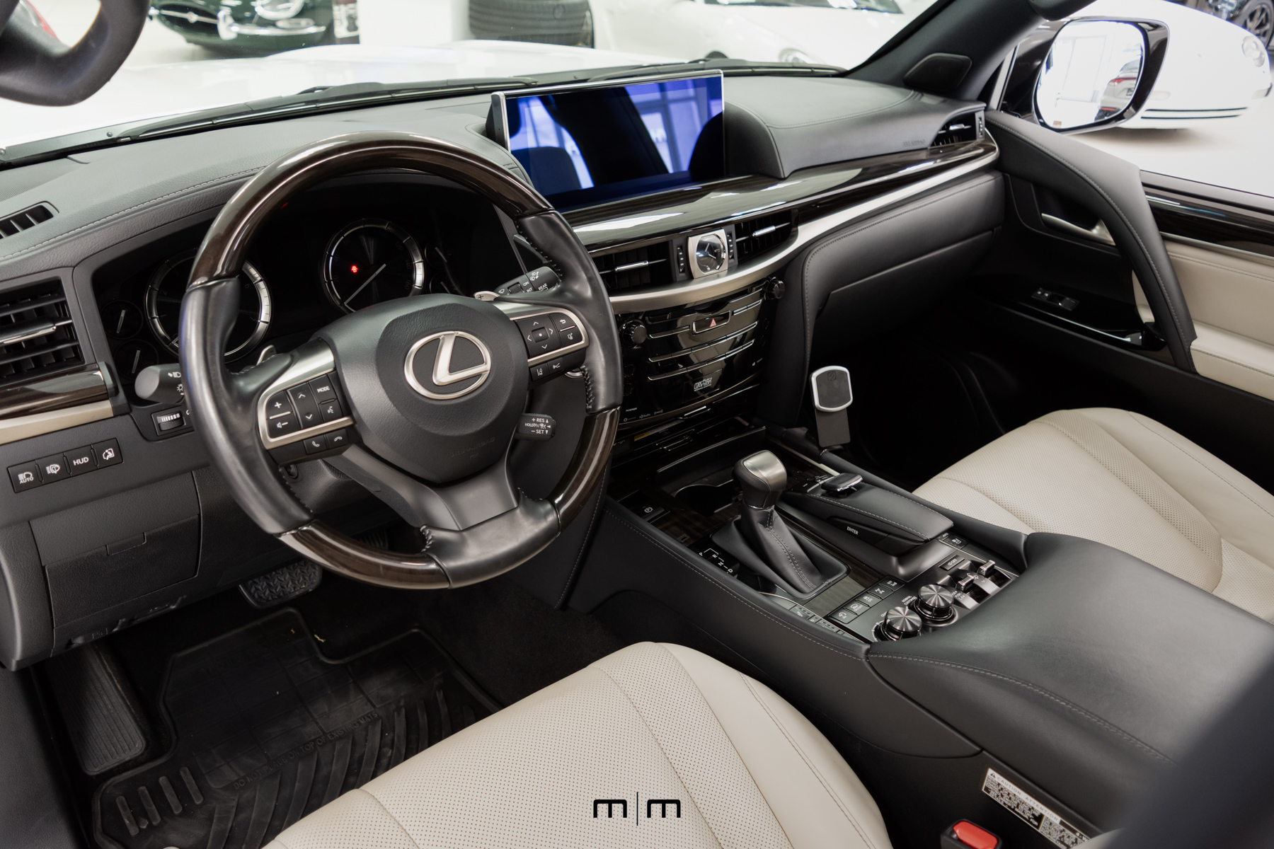 2020 Lexus LX 570